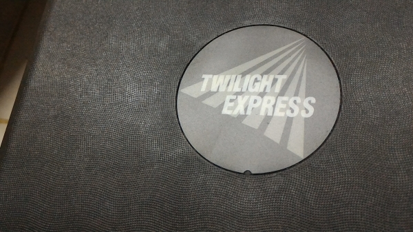 เครื่องเล่น สเก็ตบอร์ด เซิร์ฟ และ สโนว์บอร์ด เชื่อมต่อกับคอมพิวเตอร์ด้วย USB