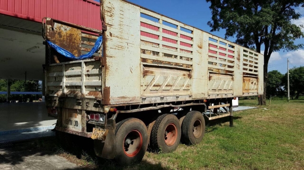 ขายหางเทนเลอร์ไม่ดั้มยาว 10.50 เมตร 3 เพลายัด ลงเล่มแล้ว คอกสูง ทะเบียนพร้อม ราคาต่อรองได้