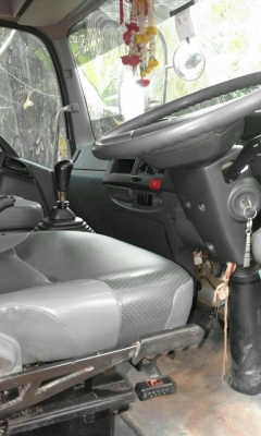 รถอีซูซุ 6 ล้อดั้ม FRR 210 แรงม้า  ปี 55.  ( รถวิ่ง 1xx,xxx กม. )     สนใจติดต่อ   081 - 6079515