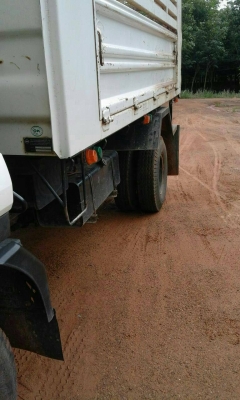 รถอีซูซุ 6 ล้อดั้ม FRR 210 แรงม้า  ปี 55.  ( รถวิ่ง 1xx,xxx กม. )     สนใจติดต่อ   081 - 6079515