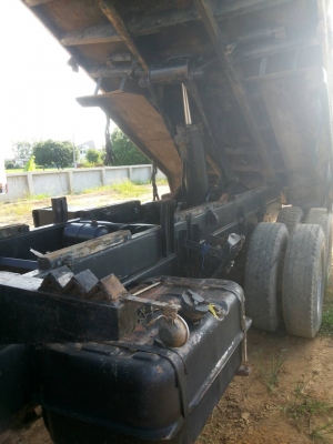 สิบล้อ มิตซู FUSO FN725 TF-220โบว์ 2เพา ปี47ดั้ม Kc สภาพดีสวยกริบเดิมทั้งคัน ทะเบียนพร้อมโอน ราคา 955,000บ ขาย สด-ผ่อน ได้ครับ