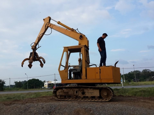 รถแบคโฮ MITSUBISHI MS110-2 รุ่น พิเศษ มีหัวคีบ เหล็ก.