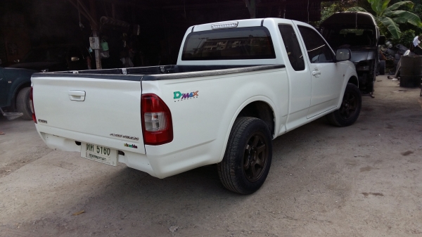 ขายด่วนครับ ISUZU D MAX 2500 SLX HI TEQ   ปี 05 รถสวยครับ พร้อมใช้งาน