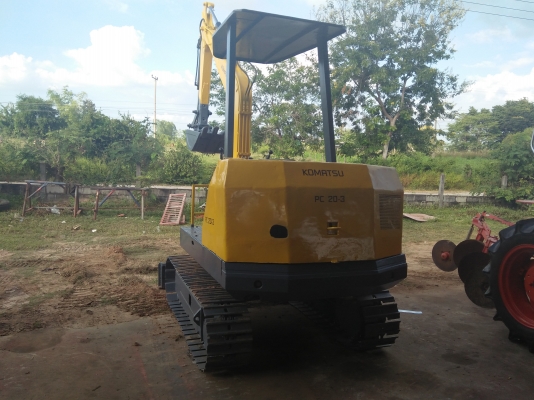 ขายแบ็คโฮ  KOMATSU PC20-3