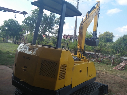 ขายแบ็คโฮ  KOMATSU PC20-3