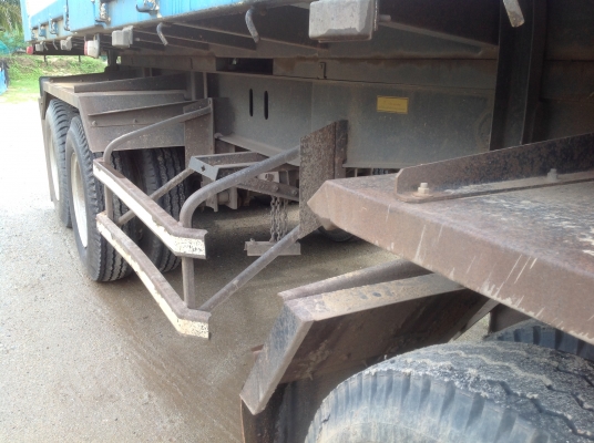 ขายหางสามเพลาสามมิตรปี 55