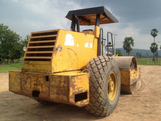 ขายรถบด สตาร์ 2 เพลา 1 เปลือก เอกสารเล่มทะเบียน ราคา 650000