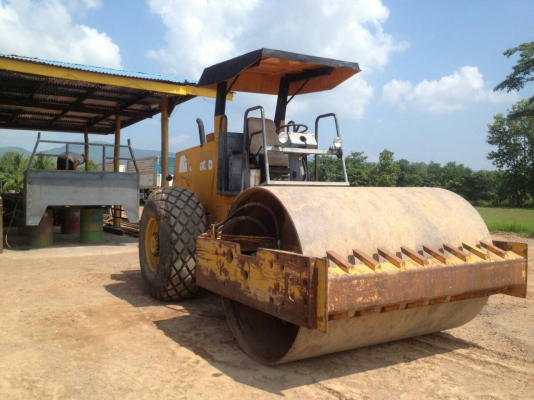 ขายรถบด สตาร์ 2 เพลา 1 เปลือก เอกสารเล่มทะเบียน ราคา 650000