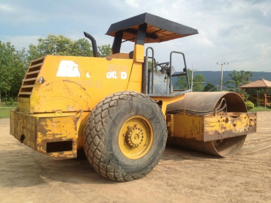 ขายรถบด สตาร์ 2 เพลา 1 เปลือก เอกสารเล่มทะเบียน ราคา 650000