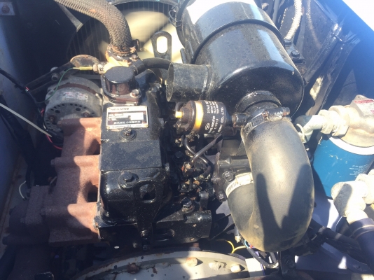 ขายรถบดKomatsuรุ่นJV25CW-2 หน้าเหล็กหลังยาง4เส้น นำเข้าญี่ปุ่น ไม่เคยใช้งานในไทยมีเอกสารพร้อมจดทะเบียน เอวอ่อน หนัก2.5ตันบดอัดสั่นสเทือนได้ สภาพดีพร้อมใช้งาน