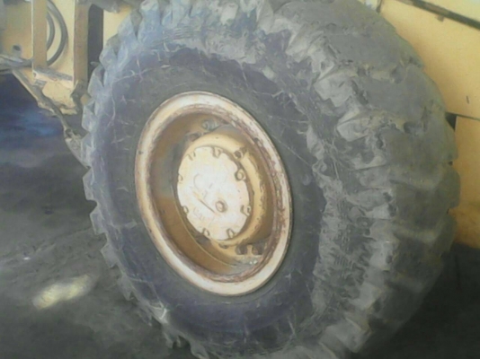 ขายรถตักล้อยาง KOMATSU WA 350-1 เอกสารเล่มทะเบียน ราคา 1100000