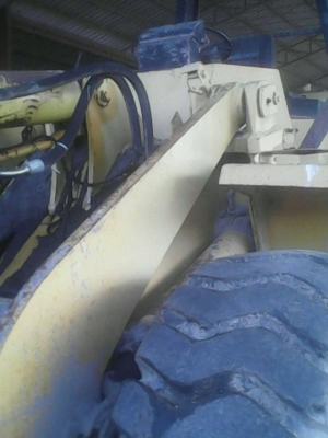 ขายรถตักล้อยาง KOMATSU WA 350-1 เอกสารเล่มทะเบียน ราคา 1100000