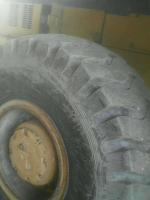 ขายรถตักล้อยาง KOMATSU WA 350-1 เอกสารเล่มทะเบียน ราคา 1100000