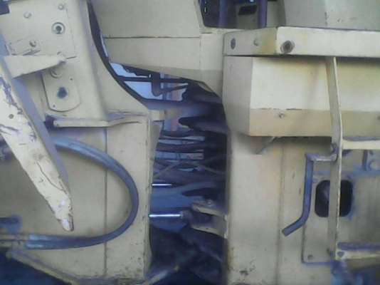 ขายรถตักล้อยาง KOMATSU WA 350-1 เอกสารเล่มทะเบียน ราคา 1100000