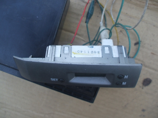 นาฬิกา  อีซูซุ ดีแม็ก