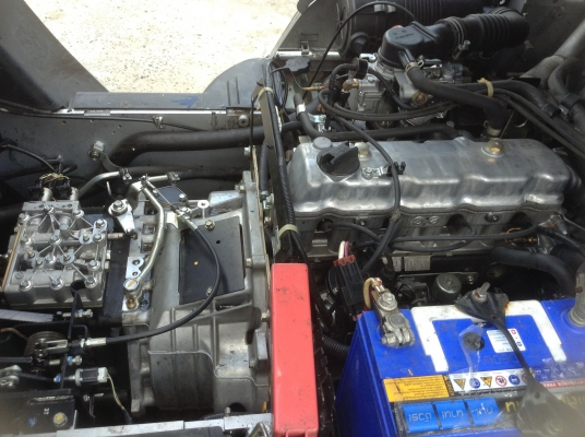 +++ ขายโฟล์คลิฟท์  NISSAN FG25  ขนาด  2.5  ตัน  รุ่นใหม่  (4000  ชม)  เครื่องยนต์เบนซิน  ติดแก๊ส   เสา  3  เมตร  เกียร์ออโ่ตเมติค  ยางตัน