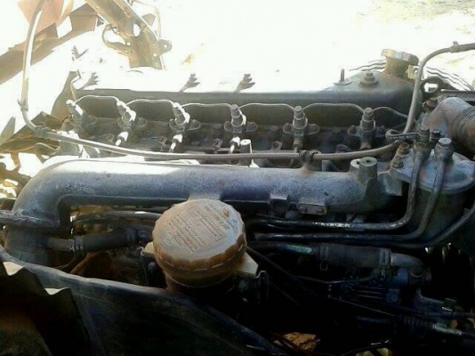 ร๊อคกี้  175  แรง รถสวยสภาพพร้อมใช้งาน เครื่องดีเยี่ยม แอร์   ราคา  610,000  บาท