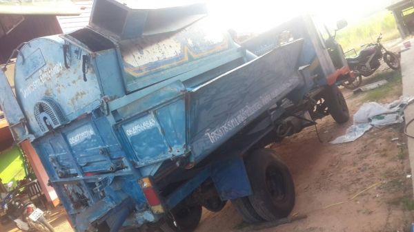 รถนวดข้าวแปดฟุตเกษตรพัฒนารถหกล้อเครื่องหกสูบeh500 รถนวดข้าวแปดฟุตเกษตรพัฒนารถหกล้อเครื่องหกสูบeh500