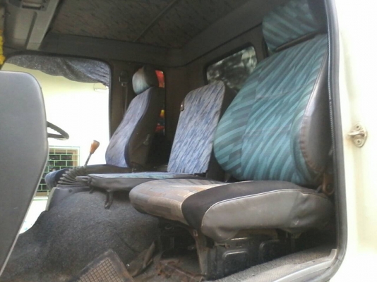 ขาย10ล้อ1เพลา HINO FL3M 240 พื้นเรียบอย่างหนา