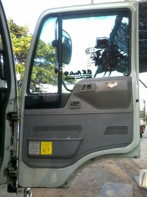 ขาย10ล้อ1เพลา HINO FL3M 240 พื้นเรียบอย่างหนา