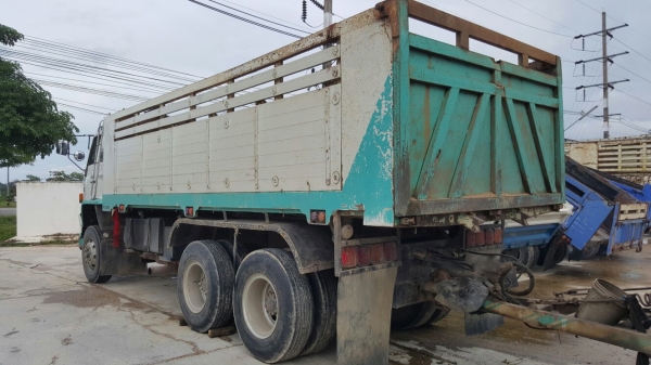 รถอีซุซุ 10 ล้อดั้ม FXZ เปลื่ยนเครื่อง 320 แรงม้า ปี 36.  ( ขายแม่ , ลูก. )     สนใจติดต่อ  081 - 6079515