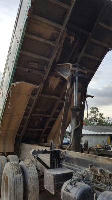 รถอีซุซุ 10 ล้อดั้ม FXZ เปลื่ยนเครื่อง 320 แรงม้า ปี 36.  ( ขายแม่ , ลูก. )     สนใจติดต่อ  081 - 6079515