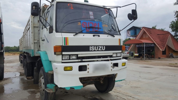 รถอีซุซุ 10 ล้อดั้ม FXZ เปลื่ยนเครื่อง 320 แรงม้า ปี 36.  ( ขายแม่ , ลูก. )     สนใจติดต่อ  081 - 6079515