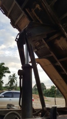 รถอีซุซุ 10 ล้อดั้ม FXZ เปลื่ยนเครื่อง 320 แรงม้า ปี 36.  ( ขายแม่ , ลูก. )     สนใจติดต่อ  081 - 6079515