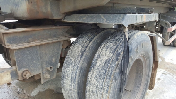 รถอีซุซุ 10 ล้อดั้ม FXZ เปลื่ยนเครื่อง 320 แรงม้า ปี 36.  ( ขายแม่ , ลูก. )     สนใจติดต่อ  081 - 6079515