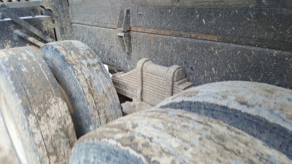 รถอีซุซุ 10 ล้อดั้ม FXZ เปลื่ยนเครื่อง 320 แรงม้า ปี 36.  ( ขายแม่ , ลูก. )     สนใจติดต่อ  081 - 6079515