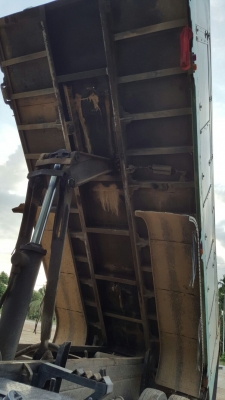 รถอีซุซุ 10 ล้อดั้ม FXZ เปลื่ยนเครื่อง 320 แรงม้า ปี 36.  ( ขายแม่ , ลูก. )     สนใจติดต่อ  081 - 6079515