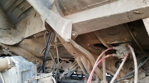 รถอีซุซุ 10 ล้อดั้ม FXZ เปลื่ยนเครื่อง 320 แรงม้า ปี 36.  ( ขายแม่ , ลูก. )     สนใจติดต่อ  081 - 6079515