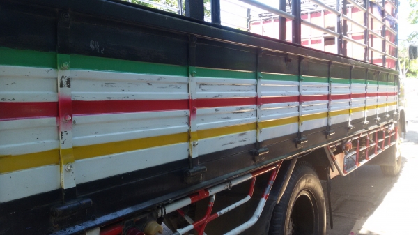 ขายหกล้อใหญ่hino