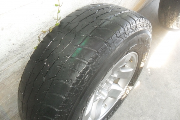 ล้ออะไหล่ ขอบ15 6รู พร้อมยาง สวยๆ 1 ล้อ ราคา 1650 บาท ล้ออะไหล่ ขอบ15 6รู พร้อมยาง สวยๆ 1 ล้อ ราคา 1650 บาท