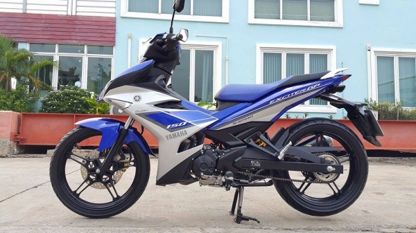 มาใหม่ สภาพมือ1 Exciter 150 2015 วิ่งน้อยสภาพสวย ขายไม่แพง จัดส่งฟรี ต่อรองได้ครับ