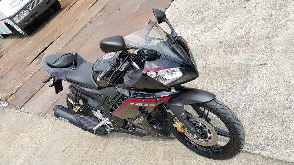 มาใหม่จ้า R15 2015 วิ่ง 2000 กิโลแท้ ใหม่กริ๊บๆ ส่งฟรี ขายถูก ต่อรองได้