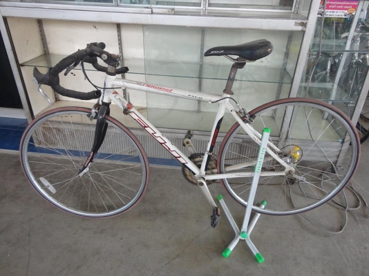 ขาย fuji newest4.0 เสือหมอบ เป็นอลูมิเนียม ขาย fuji newest4.0 เสือหมอบ เป็นอลูมิเนียม