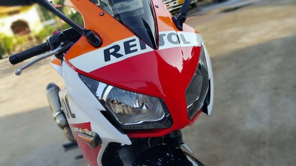 รถบ้านมาใหม่จ้า CBR300 Repsol Edition วิ่งน้อย ขายถูกๆ ต่อรองได้