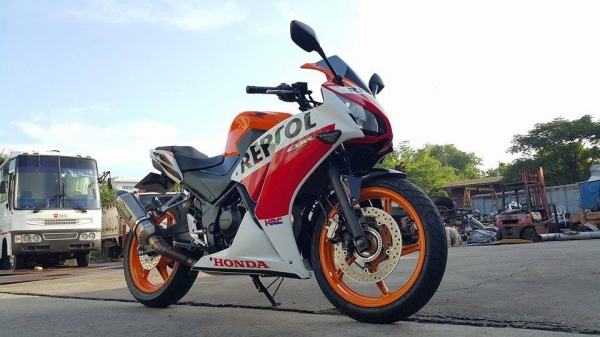 รถบ้านมาใหม่จ้า CBR300 Repsol Edition วิ่งน้อย ขายถูกๆ ต่อรองได้ รถบ้านมาใหม่จ้า CBR300 Repsol Edition วิ่งน้อย ขายถูกๆ ต่อรองได้
