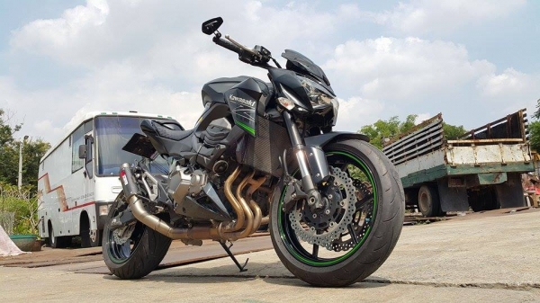 มาใหม่ กริ๊บ Z800 2014 วิ่ง 9000 กิโล มีของแต่ง ขายถูก ต่อรองได้ครับ มาใหม่ กริ๊บ Z800 2014 วิ่ง 9000 กิโล มีของแต่ง ขายถูก ต่อรองได้ครับ