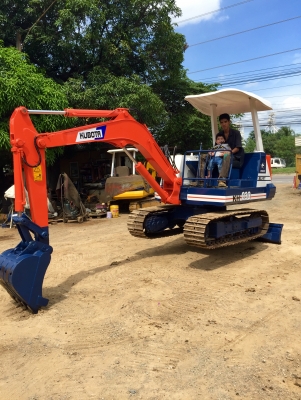 KOBOTA KH-030 ขนาดpc-30 (มีVDOให้ชม)รถเก่านอกแท้ 100\%มีเอกสารพร้อม ติดต่อ 085-5632278 (ราคาต่อรองได้)