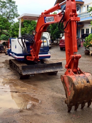 KOBOTA KH-030 ขนาดpc-30 (มีVDOให้ชม)รถเก่านอกแท้ 100\%มีเอกสารพร้อม ติดต่อ 085-5632278 (ราคาต่อรองได้)