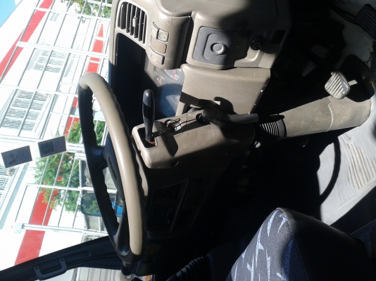 ขายหกล้อ ISUZU NQR 150 แรง ปี 49 แอร์เทอร์โบพวงมาลัยพาเวอร์ ยาว 5.50 เมตร