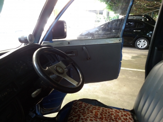 ขาย suzuki มีทะเบียน พร้อมโอน 75,000 บาท(ต่อรองได้) แถมเบาะหลัง 2คู่