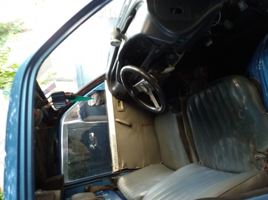 ขาย suzuki มีทะเบียน พร้อมโอน 75,000 บาท(ต่อรองได้) แถมเบาะหลัง 2คู่