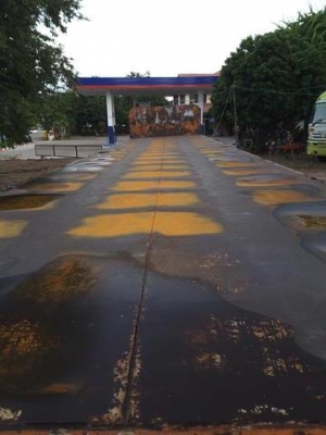 หาง สามมิตร สามเพลา  ยาว 12 เมตร  (ยางปรับเปลี่ยนออกแล้ว  )  ม.79  ราคา  290,000  บาท