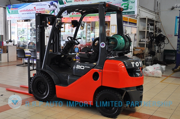 ขายรถโฟล์คลิฟท์มือสอง TOYOTA รุ่น 8FG20-19697 ราคา xxx,xxx บาท นำเข้าจากประเทศญี่ปุ่น 100\% ไม่เคยใช้งานในไทย