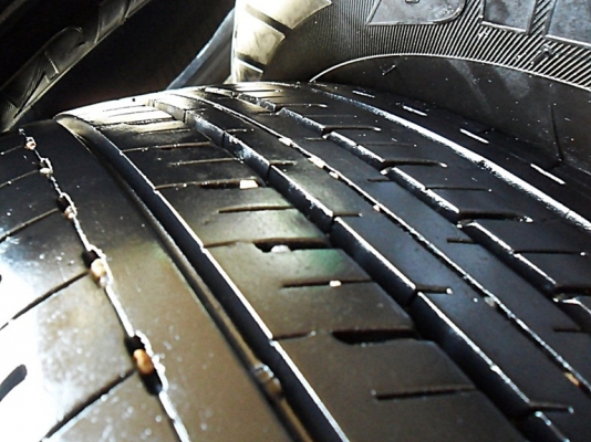 ยางกระบะขอบ15 บริดสโตน195-R15ลงพื้นปี15(4เส้น 4,500บ)