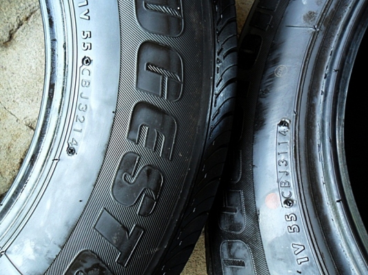 ยางกระบะขอบ15 บริดสโตน195-R15ลงพื้นปี15(4เส้น 4,500บ)