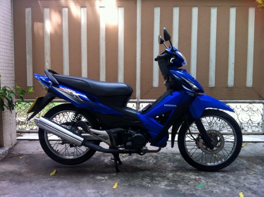 ขออนุญาติขาย HONDA WAVE 125X U-Box สีน้ำเงินดำ ฟรีค่าโอน ขออนุญาติขาย HONDA WAVE 125X U-Box สีน้ำเงินดำ ฟรีค่าโอน